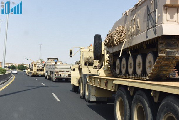 اللواء الرابع السعودي الأقوى تسليحا خليجيا وعربيا يصل الحدود اليمنية