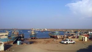 ماذا تعني خسارة الحوثيين ميناء ميدي؟