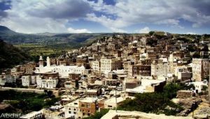 إب.. الحوثيون يقتحمون مسجداً في جبلة ويعتدون على المصلين