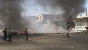 إب: اصابة 3 مواطنين بانفجار عبوة ناسفة في شارع الدائري