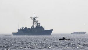 طهران ترسل سفينتين حربيتين الى خليج عدن بعد ايام من القبض على سبع سفن ايرانية في سقطرة