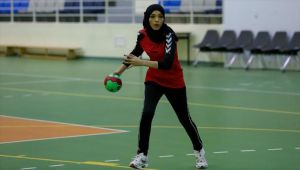 نسيم.. لاعبة يمنية أبعدت بـ"يدها" ظروف بلادها وتربعت على عرش الرياضة‎