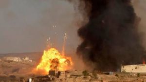 مقتل ضابط بالحرس وقيادي حوثي بقصف جوي ومدفعي للتحالف في جبهة حرض الحدودية