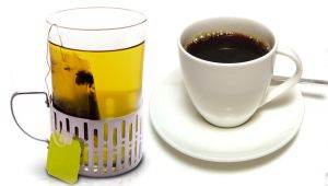 4 أسباب ستجعلك تستبدل قهوتك الصباحية بالشاي الأخضر