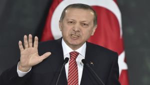أردوغان يهاجم "التوسع الفارسي" والحشد الشعبي في العراق
