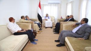 بن دغر يحث القضاة على سرعة البت في قضايا المواطنين