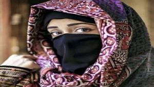 في يوم المرأة العالمي.. قصة فتاة يمنية دفعتها المعاناة للانتحار