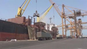 ميناء الحديدة.. بطل تهريب إيران الأسلحة للحوثيين