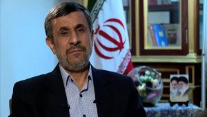 نجاد: على إيران ودول الخليج تغيير سياساتها