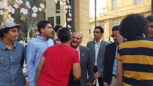بمبادرة جديدة.. يحيى صالح في مصر لحشد الدعم ضد ما يسميه العدوان على اليمن