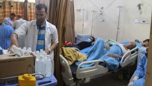 انهيار المؤسسات الخدمية في عدن يوفر بيئة خصبة لانتشار وتوسع الكوليرا (تقرير)