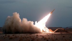 "الحرس الثوري" يقصف مقاتلين في سوريا بالصواريخ من داخل إيران