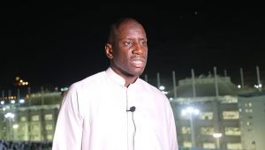اللاعب السنغالي "ديمبا با" يدعو المسلمين لمساندة الروهينغيا