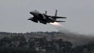أمريكا توافق على صفقة دعم طائرات "إف-15" لقطر بـ1.1مليار دولار