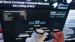 قلق يضرب أسواق الخليج وأثرياء سعوديون يتخلصون من الأسهم