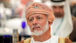سلطنة عمان تؤكد فتح بلادها أمام اليمنيين المغادرين والعائدين