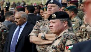 الديوان الملكي الأردني ينفي شائعات بشأن إحالة أمراء للتقاعد