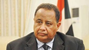 السودان يعيد سفيره للقاهرة يوم الاثنين