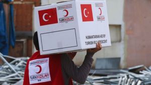 الهلال الأحمر التركي يواصل برامجه في اليمن