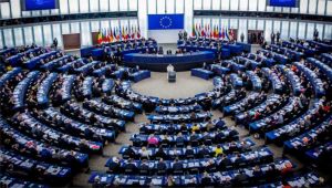 البرلمان الأوروبي يدعو السعودية والإمارات إلى وقف زعزعة الصومال