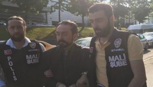 تركيا تعتقل "داعية الراقصات" المثير للجدل عدنان أوكتار