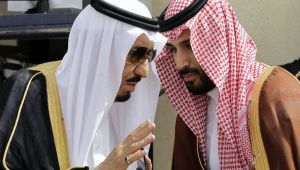 الحكم بـ "صلب" سعودي بسبب الملك وولي العهد
