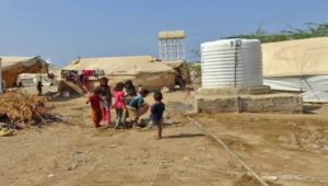 مخيمان في اليمن ومأساة واحدة