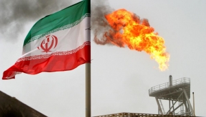 إيران: العقوبات الأميركية ستدمّر استقرار أسواق النفط العالمية