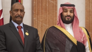 غارديان: هل نصحت مصر والسعودية عسكر السودان بفض الاعتصام؟