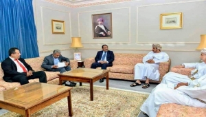 الجبواني يبحث مع مسؤول عماني مستجدات الأحداث في اليمن