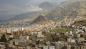 تعز.. مقتل جندي داخل مستشفى بالمدينة وتقدم للجيش إثر مواجهات مع الحوثيين