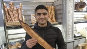 تونسي يفوز بجائزة أفضل خباز في فرنسا وسيتولى تزويد الإليزيه بالخبز