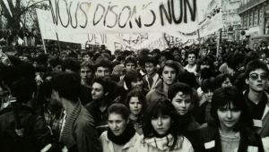 الحركات الطلابية: تاريخ صغير من الانتصار والعنف