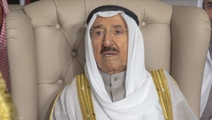 أمير الكويت إلى الولايات المتحدة لاستكمال العلاج