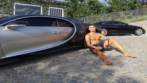 رونالدو يحتفل بلقب الدوري الإيطالي بشراء سيارة ويخت بـ18 مليون دولار