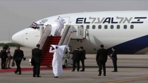 عبرت الأجواء السعودية.. أولى رحلات التطبيع تحط في مطار أبو ظبي بالإمارات