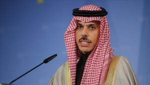 وزير الخارجية السعودي يسلم رسالة من الملك سلمان للكويت