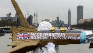 صحيفة بريطانية: المملكة المتحدة وقفت إلى جانب الموت والدمار في اليمن