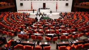 البرلمان التركي يقر تمديد إرسال قوات إلى العراق وسوريا