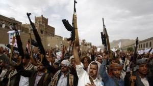 جماعة الحوثي تُدين تصريحات غريفيث الداعية إلى وقف الهجوم على مأرب
