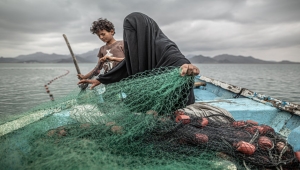 صورة امرأة يمنية مرشحة للفوز بمسابقة جائزة "صور الصحافة العالمية"