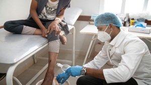 البنك الدولي: عدة أوبئة تنتشر في سقطرى والحرب أصابت الرعاية الصحية في اليمن بالأضرار