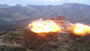 الحوثيون يفجرون أربعة منازل غربي تعز