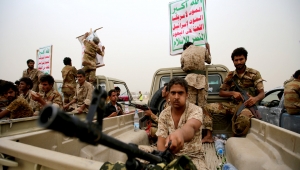 الحكومة تدعو لإدراج جماعة الحوثي بقوائم الإرهاب