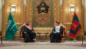 السعودية وعمان تتفقان على مواصلة جهودهما لايجاد حل سياسي للأزمة اليمنية