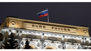 استبعاد بنوك روسية من "سويفت" وعقوبات قد تطال المركزي قريبا
