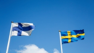 روسيا تحذر السويد وفنلندا من محاولة الانضمام إلى "حلف الناتو"