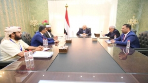 الرئيس العليمي يوجه بتوسيع انتاج المخابز الخيرية لاستيعاب احتياجات المواطنين في عدن