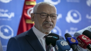 سلطات تونس تجمد أصول راشد الغنوشي و9 آخرين