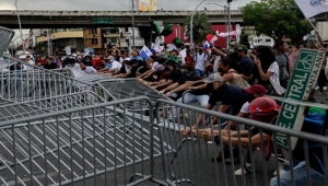 الاحتجاجات تصل بنما.. ورئيس سريلانكا يهرب للمالديف